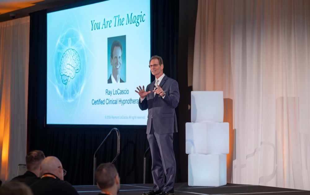 Ray LoCascio speaking to an audience about hypnotherapy